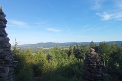 Vysoký Kámen (alias Slepice).