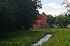 Zámek Červená Lhota