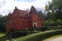 Zámek Červená Lhota