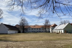 Zámek Jemčina